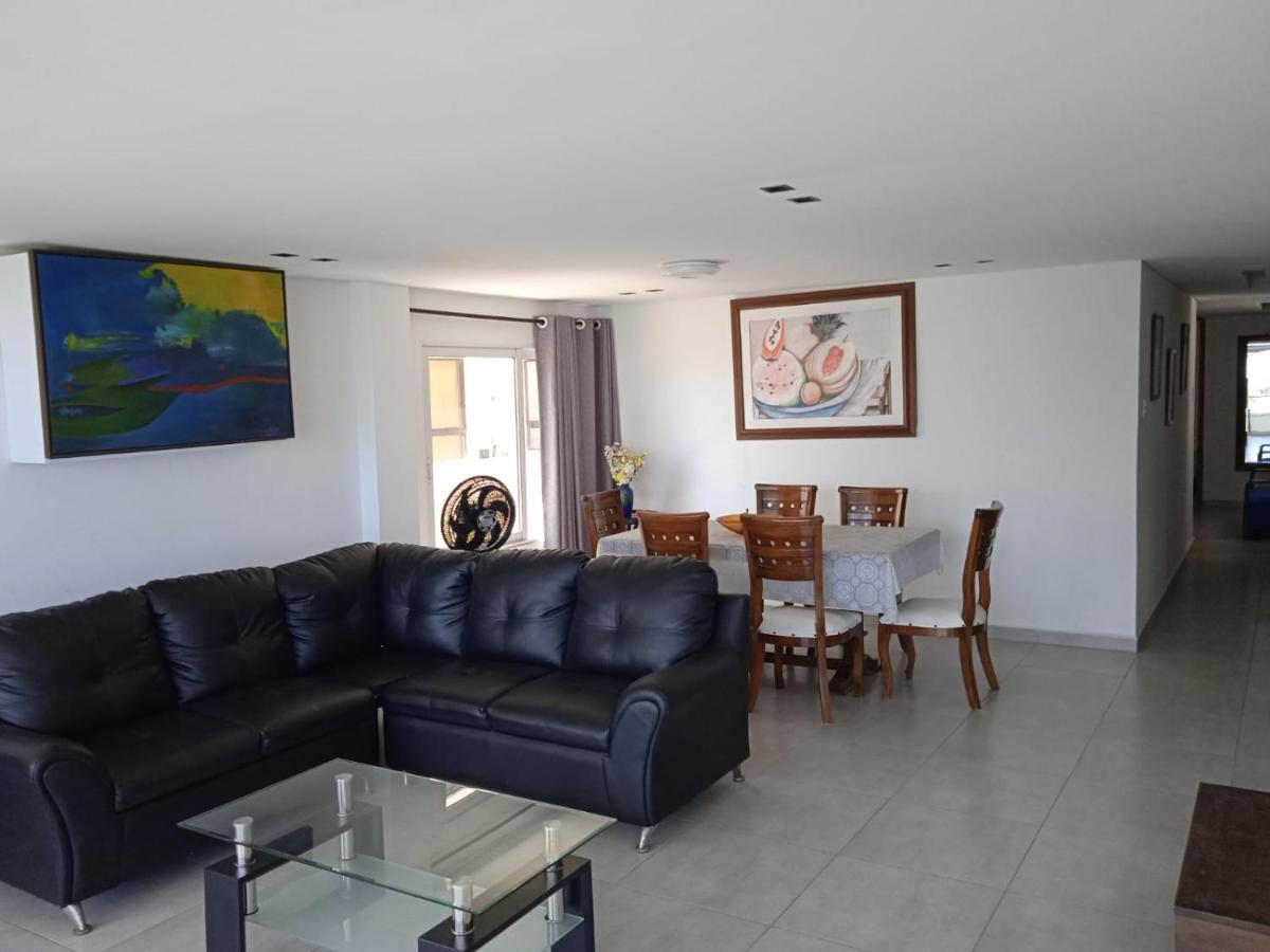 Apartamento Vista Al Mar En Edificio Malecon Bocagrande Cartagena